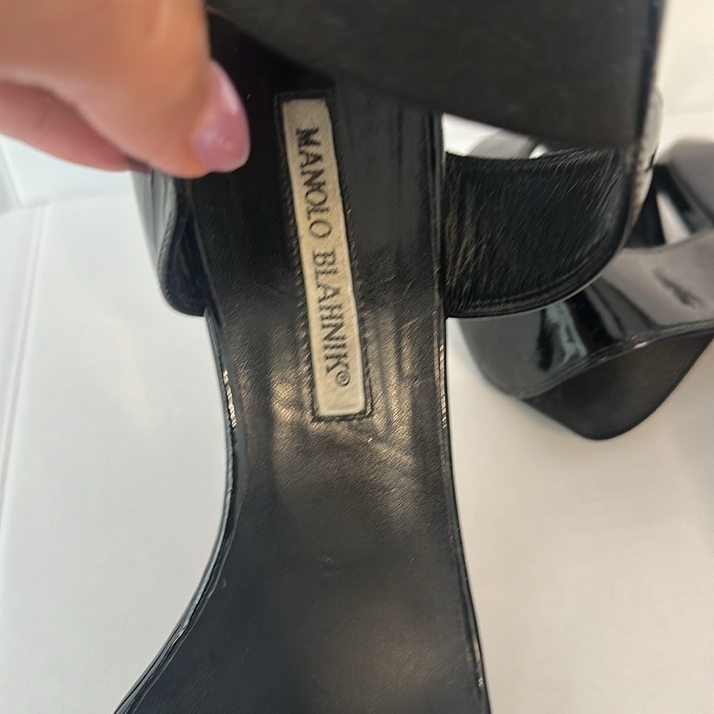 Manolo Blahnik Black Patent Leather Sandals 4 1/2” heel Size 39.5 9.5 - Picture 7 of 7